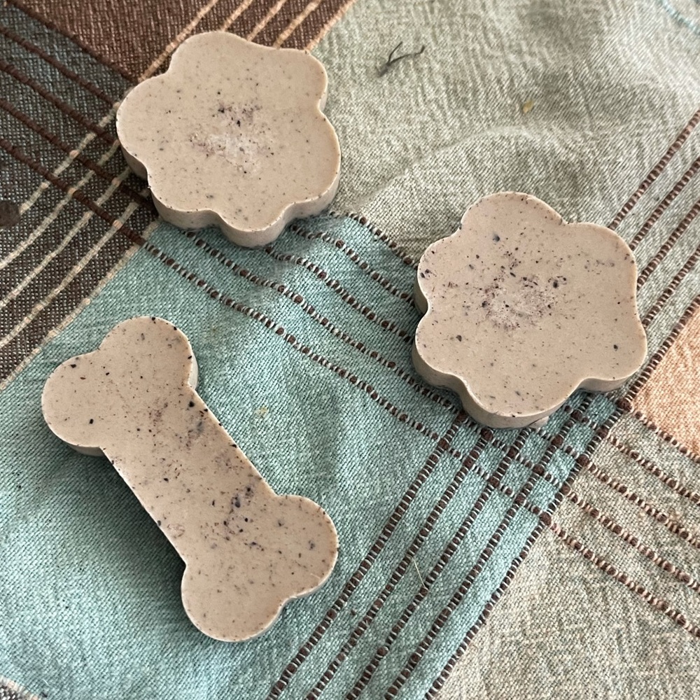 VintageBitch Gifts Handmade Organic Coffee Puppy Love Face Scrub (PRICE FIRM) - Picture 10 of 13